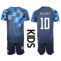 Kroatien Luka Modric #10 Udebanesæt Børn VM 2022 Kortærmet (+ Korte bukser)